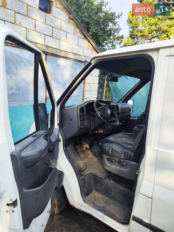 Грузовой фургон Ford Transit 2004 в Кодыме фото 12 Грузовой фургон Ford Transit 2004 в Кодыме
