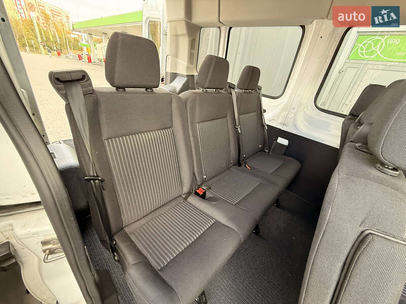 Мікроавтобус Ford Transit 2017 в Рівному фото 13 Мікроавтобус Ford Transit 2017 в Рівному