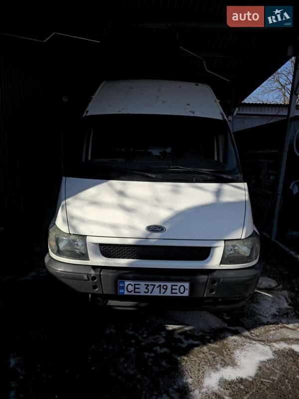 Грузовой фургон Ford Transit 2004 в Новоднестровске