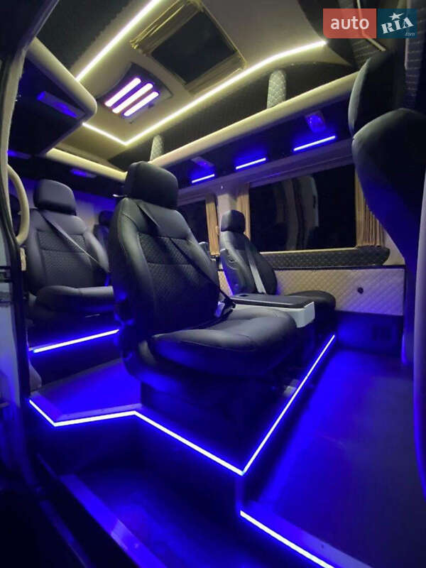 Вантажопасажирський фургон Ford Transit 2015 в Новому Розділі фото 16 Вантажопасажирський фургон Ford Transit 2015 в Новому Розділі