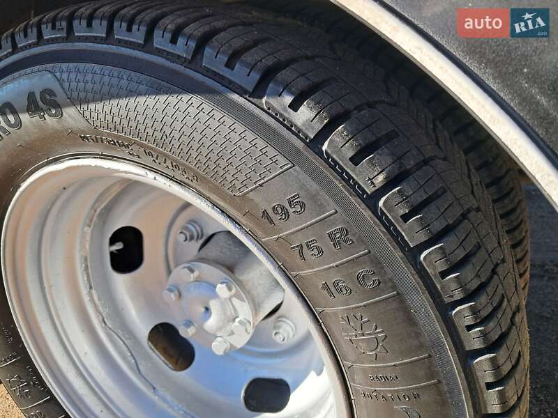 Грузовой фургон Ford Transit 2005 в Гайсине фото 16 Грузовой фургон Ford Transit 2005 в Гайсине