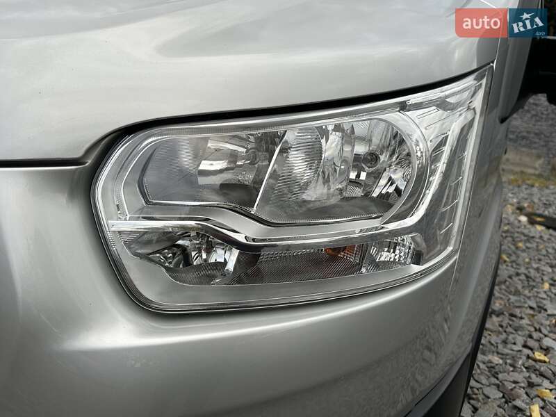 Грузовой фургон Ford Transit 2020 в Ровно