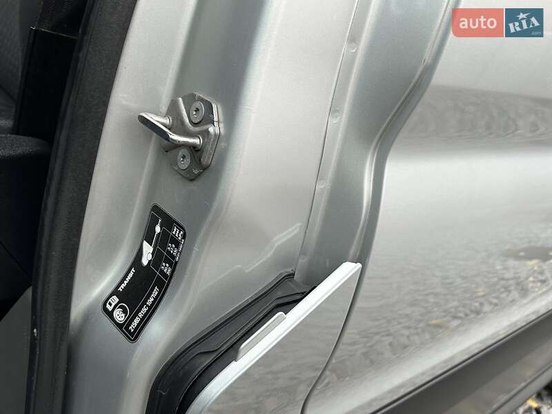 Грузовой фургон Ford Transit 2020 в Ровно