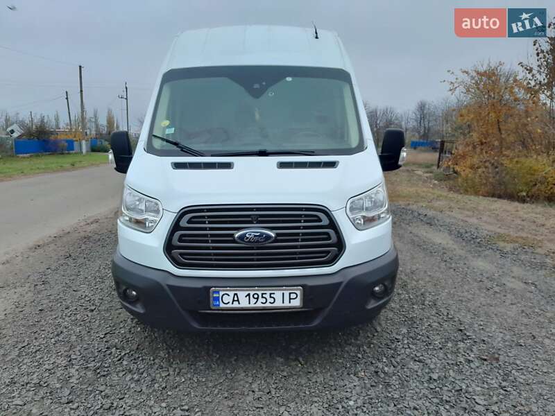 Вантажний фургон Ford Transit 2018 в Новоархангельську