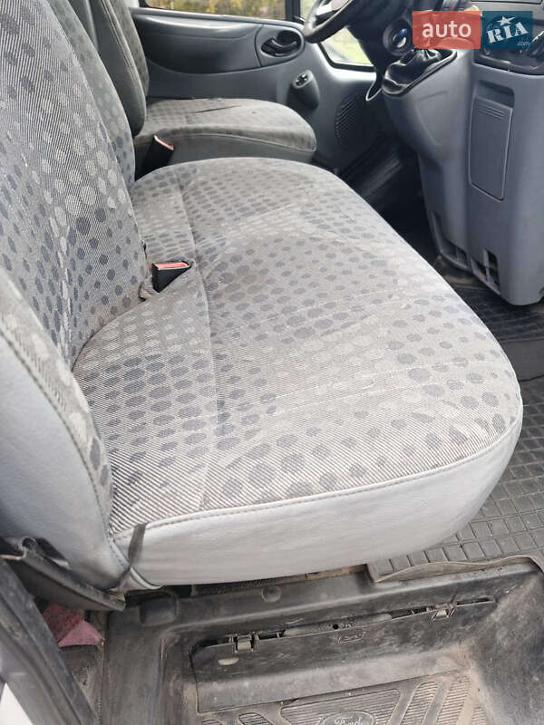 Вантажний фургон Ford Transit 2011 в Черкасах