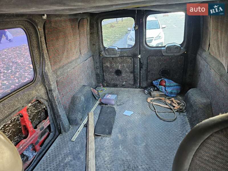 Грузовой фургон Ford Transit 2001 в Киеве фото 15 Грузовой фургон Ford Transit 2001 в Киеве