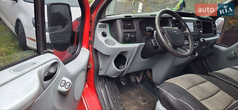 Вантажний фургон Ford Transit 2008 в Борисполі