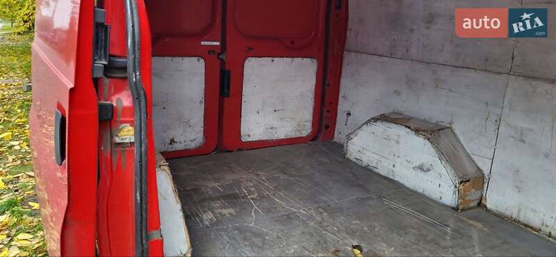 Вантажний фургон Ford Transit 2008 в Борисполі