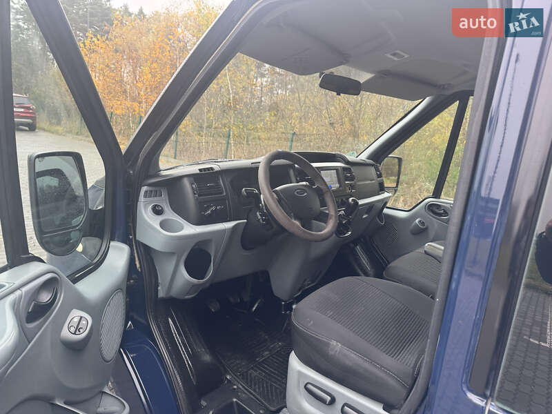 Минивэн Ford Transit 2010 в Львове