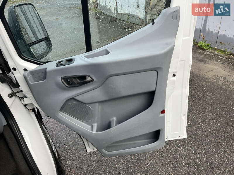Микроавтобус Ford Transit 2015 в Белой Церкви фото 11 Микроавтобус Ford Transit 2015 в Белой Церкви