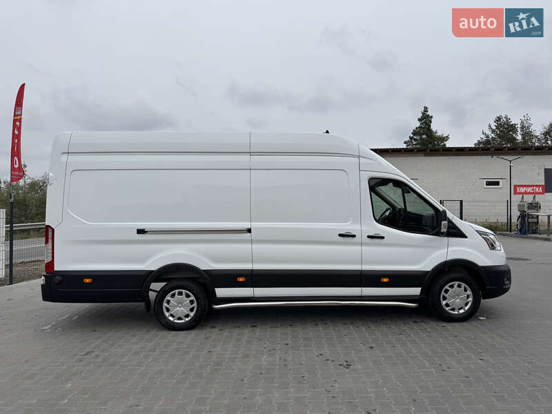 Вантажний фургон Ford Transit 2021 в Ірпені