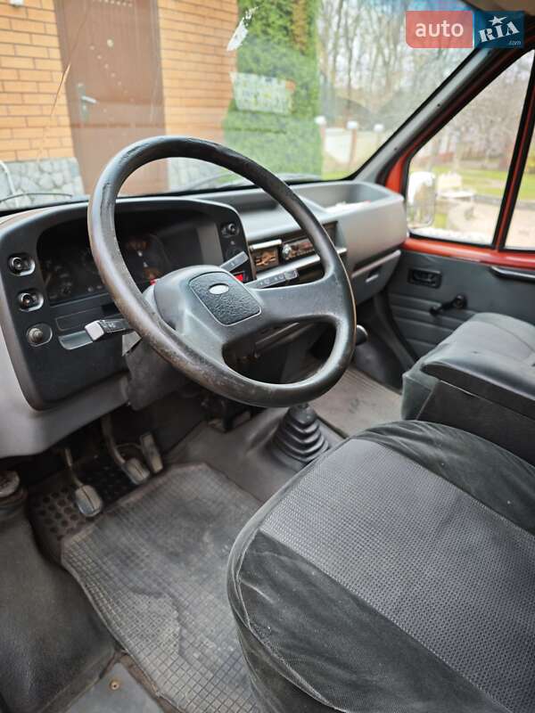 Грузопассажирский фургон Ford Transit 1988 в Коротичу фото 8 Грузопассажирский фургон Ford Transit 1988 в Коротичу