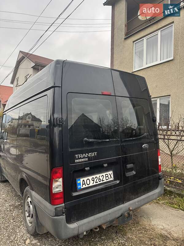 Минивэн Ford Transit 2012 в Хусте