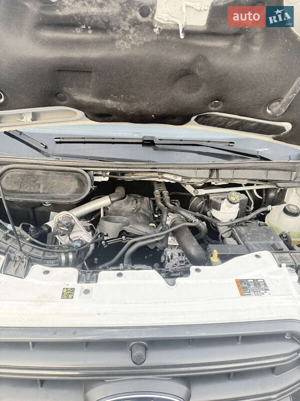 Вантажний фургон Ford Transit 2024 в Чернігові