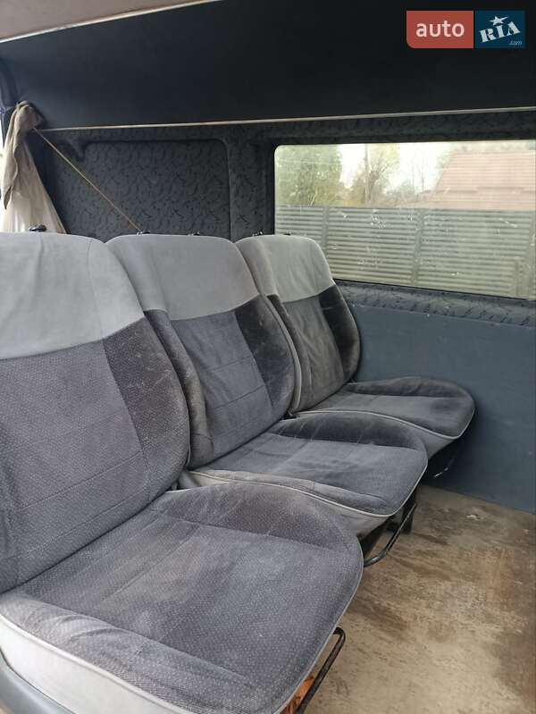 Вантажопасажирський фургон Ford Transit 2004 в Василькові фото 16 Вантажопасажирський фургон Ford Transit 2004 в Василькові