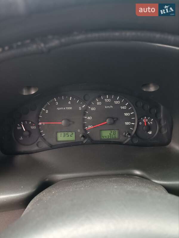 Вантажопасажирський фургон Ford Transit 2004 в Василькові фото 21 Вантажопасажирський фургон Ford Transit 2004 в Василькові