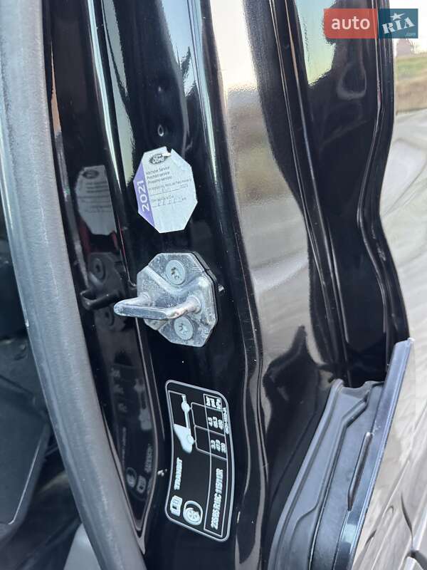 Грузопассажирский фургон Ford Transit 2020 в Ирпене