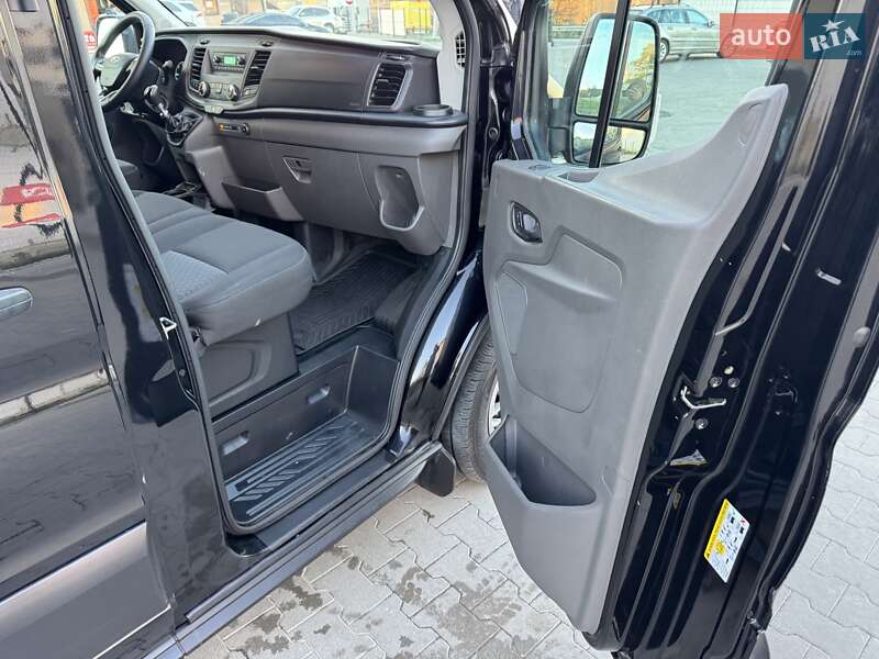 Грузопассажирский фургон Ford Transit 2020 в Ирпене