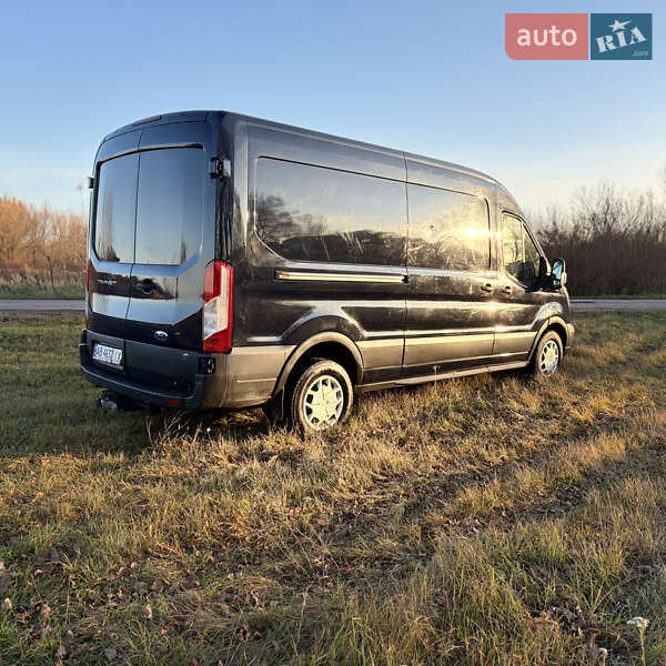 Вантажний фургон Ford Transit 2018 в Дніпрі