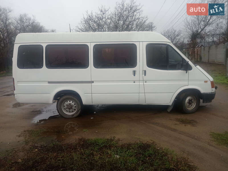 Микроавтобус Ford Transit 1989 в Вознесенске