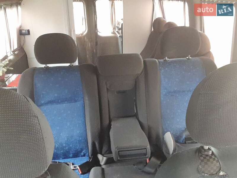 Будинок на колесах Ford Transit 2004 в Ужгороді