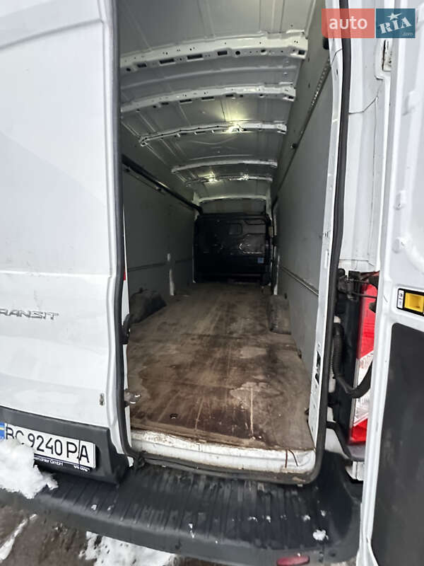 Вантажний фургон Ford Transit 2018 в Львові