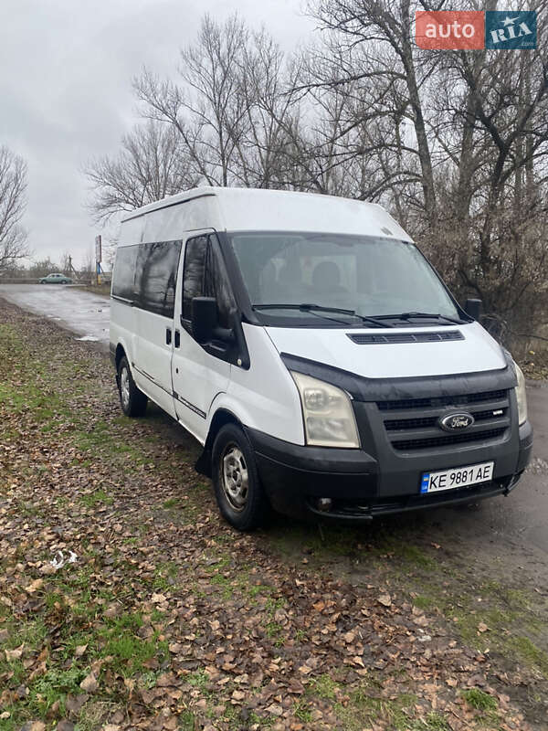 Мікроавтобус Ford Transit 2006 в Миколаївці