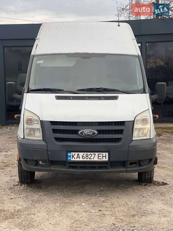 Грузовой фургон Ford Transit 2011 в Киеве