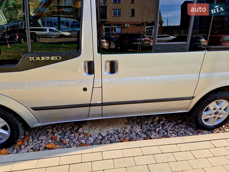 Минивэн Ford Transit 2012 в Броварах