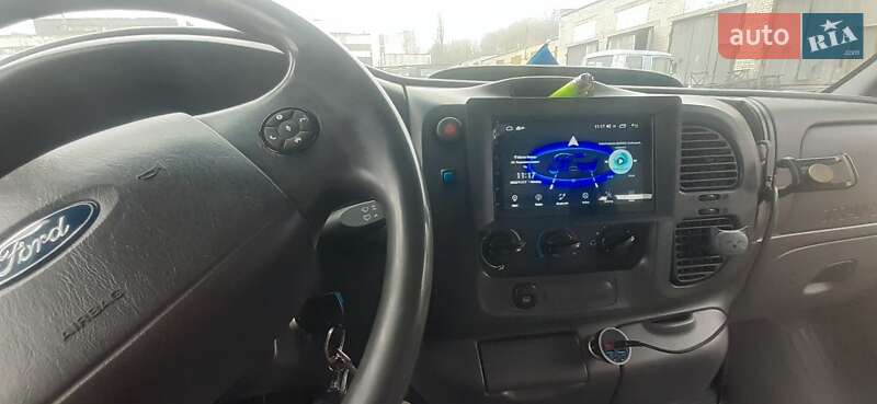 Мінівен Ford Transit 2006 в Умані