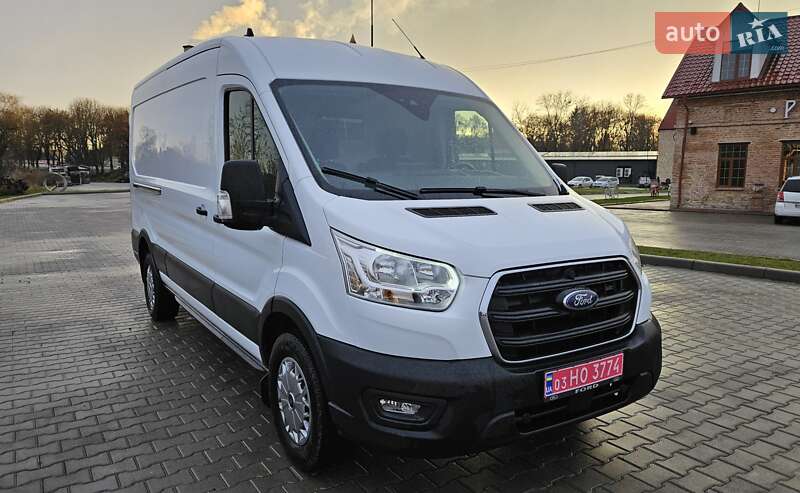 Вантажний фургон Ford Transit 2021 в Бережанах