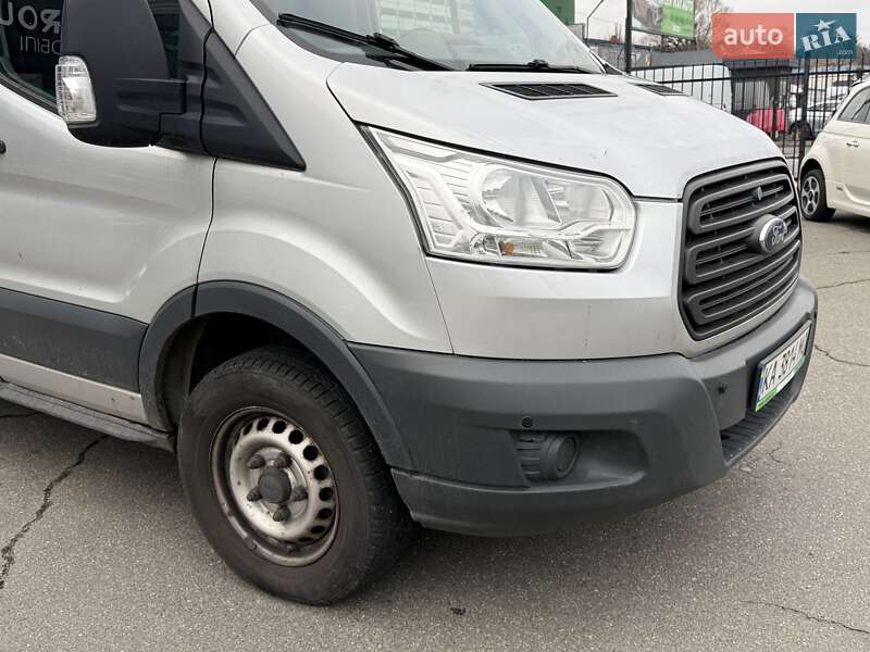 Грузовой фургон Ford Transit 2015 в Киеве