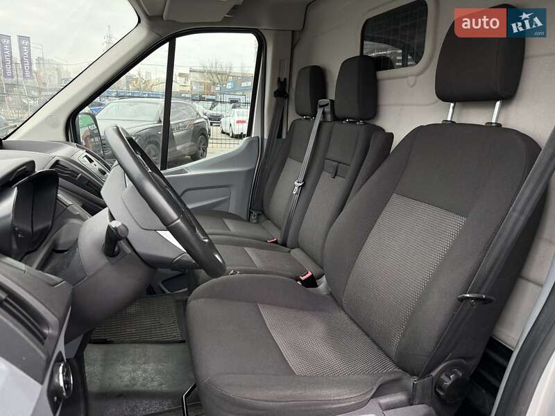 Грузовой фургон Ford Transit 2015 в Киеве