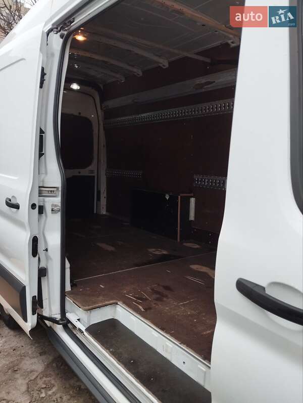 Грузовой фургон Ford Transit 2017 в Киеве фото 21 Грузовой фургон Ford Transit 2017 в Киеве
