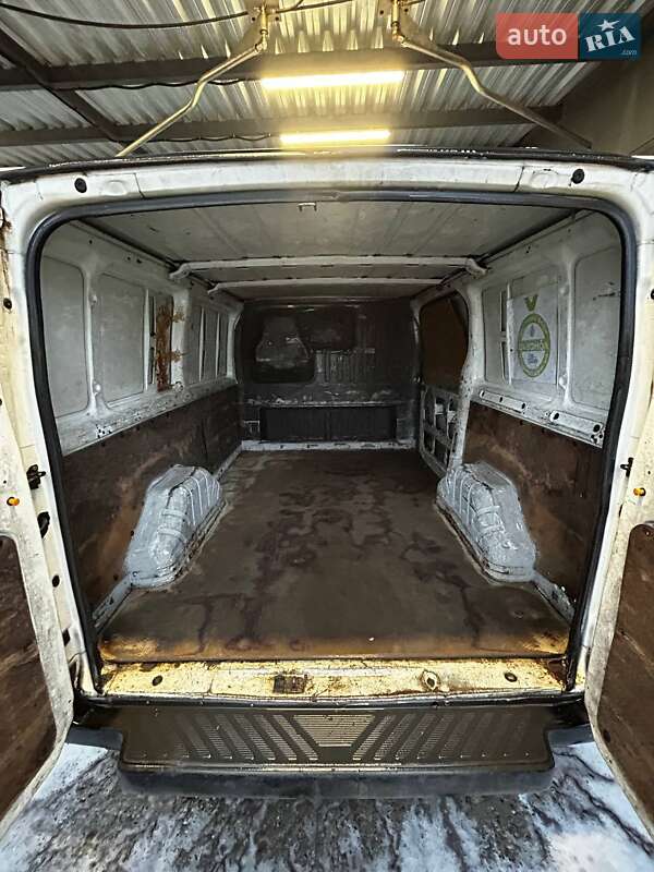 Вантажний фургон Ford Transit 2006 в Харкові
