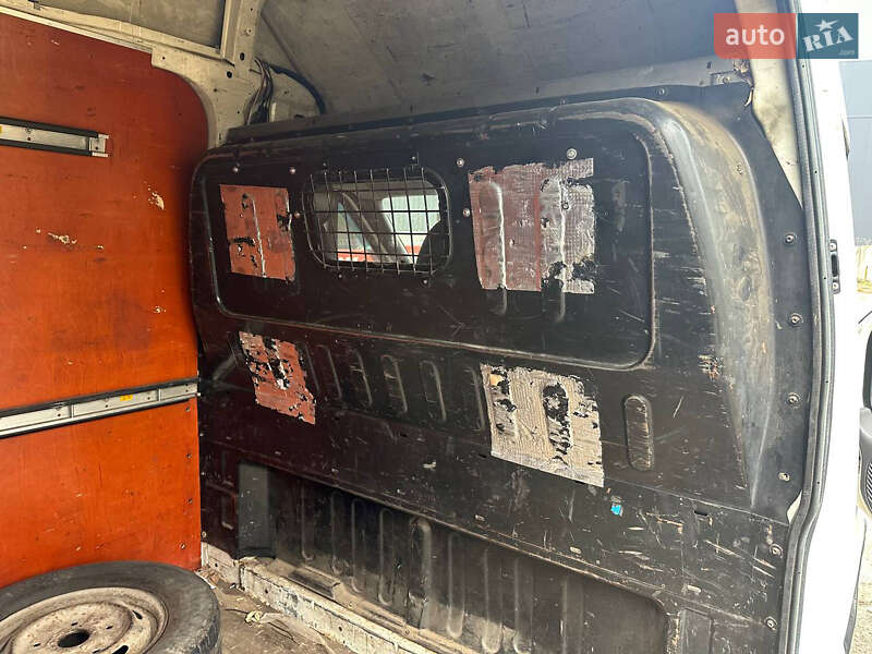 Вантажний фургон Ford Transit 2006 в Дніпрі фото 29 Вантажний фургон Ford Transit 2006 в Дніпрі