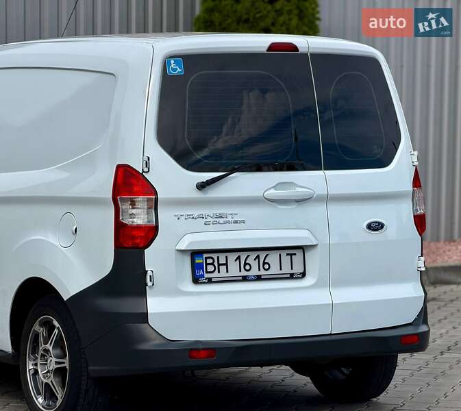 Грузовой фургон Ford Transit 2016 в Одессе