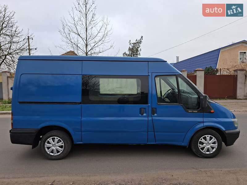 Грузовой фургон Ford Transit 2003 в Николаеве