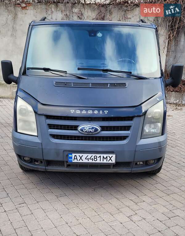Ford Transit 2010