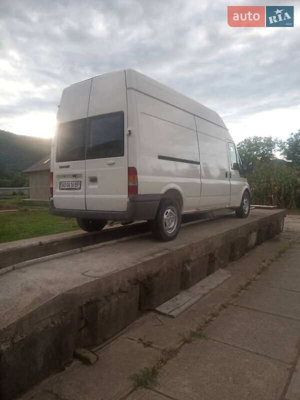 Грузовой фургон Ford Transit 2004 в Киеве фото 5 Грузовой фургон Ford Transit 2004 в Киеве