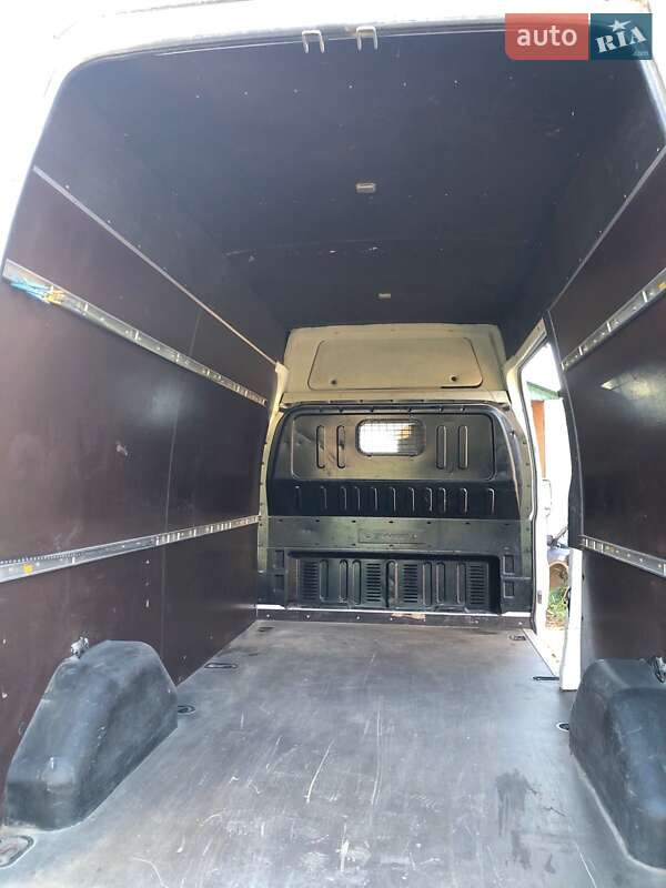 Грузовой фургон Ford Transit 2012 в Виннице