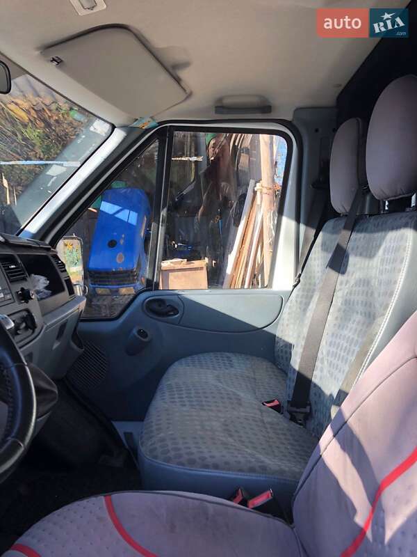Грузовой фургон Ford Transit 2012 в Виннице