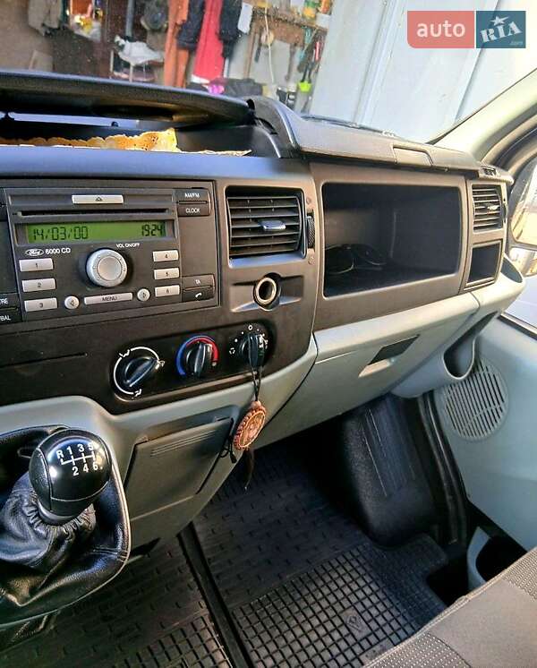 Грузовой фургон Ford Transit 2011 в Измаиле