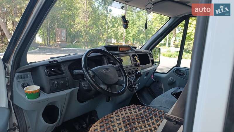 Минивэн Ford Transit 2011 в Киеве фото 6 Минивэн Ford Transit 2011 в Киеве
