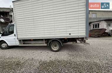 Грузовой фургон Ford Transit 2012 в Тячеве