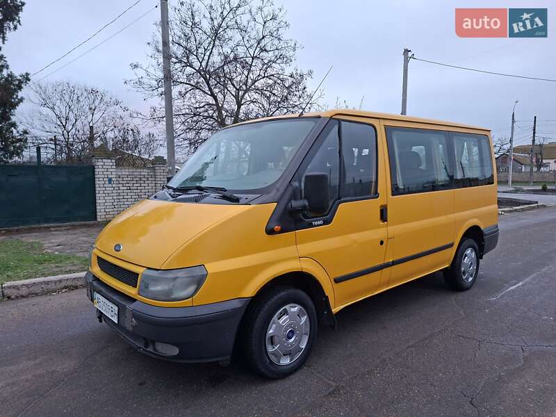 Микровэн Ford Transit 2002 в Николаеве фото Микровэн Ford Transit 2002 в Николаеве