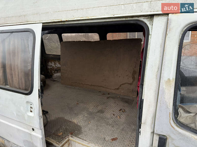 Грузовой фургон Ford Transit 1995 в Виннице фото 6 Грузовой фургон Ford Transit 1995 в Виннице