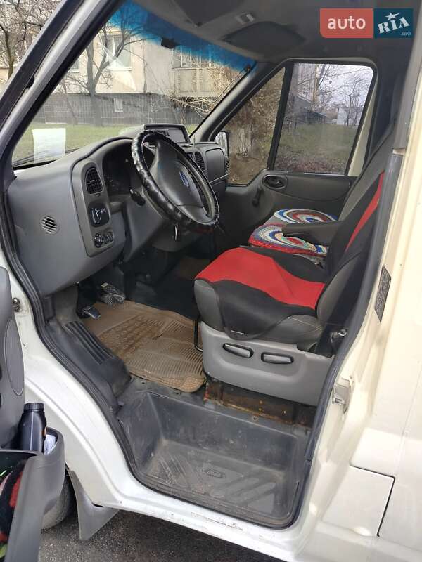 Грузопассажирский фургон Ford Transit 2005 в Кременчуге фото 7 Грузопассажирский фургон Ford Transit 2005 в Кременчуге