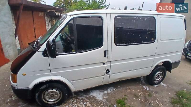 Минивэн Ford Transit 1998 в Николаеве фото Минивэн Ford Transit 1998 в Николаеве