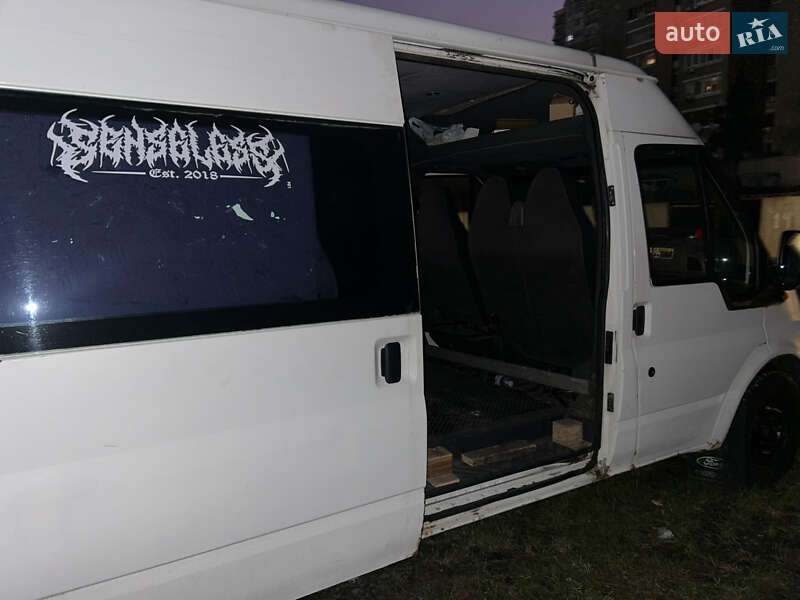 Микроавтобус грузовой (до 3,5т) Ford Transit 2000 в Киеве